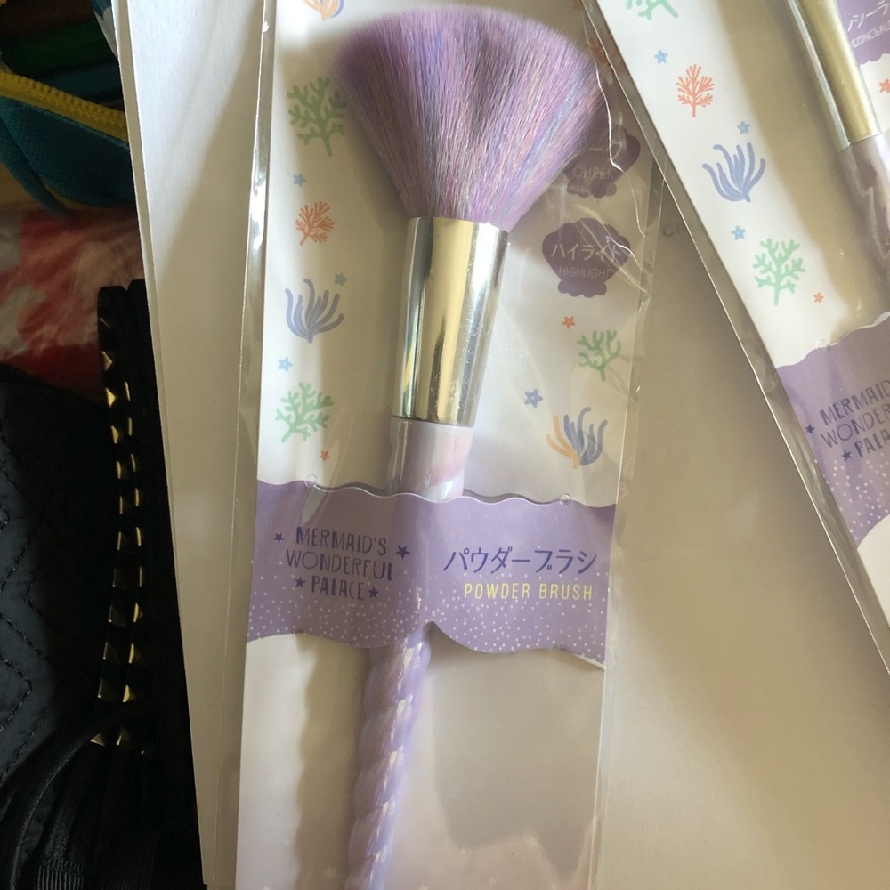 Brushes 🦄 - Picture 2 of 3